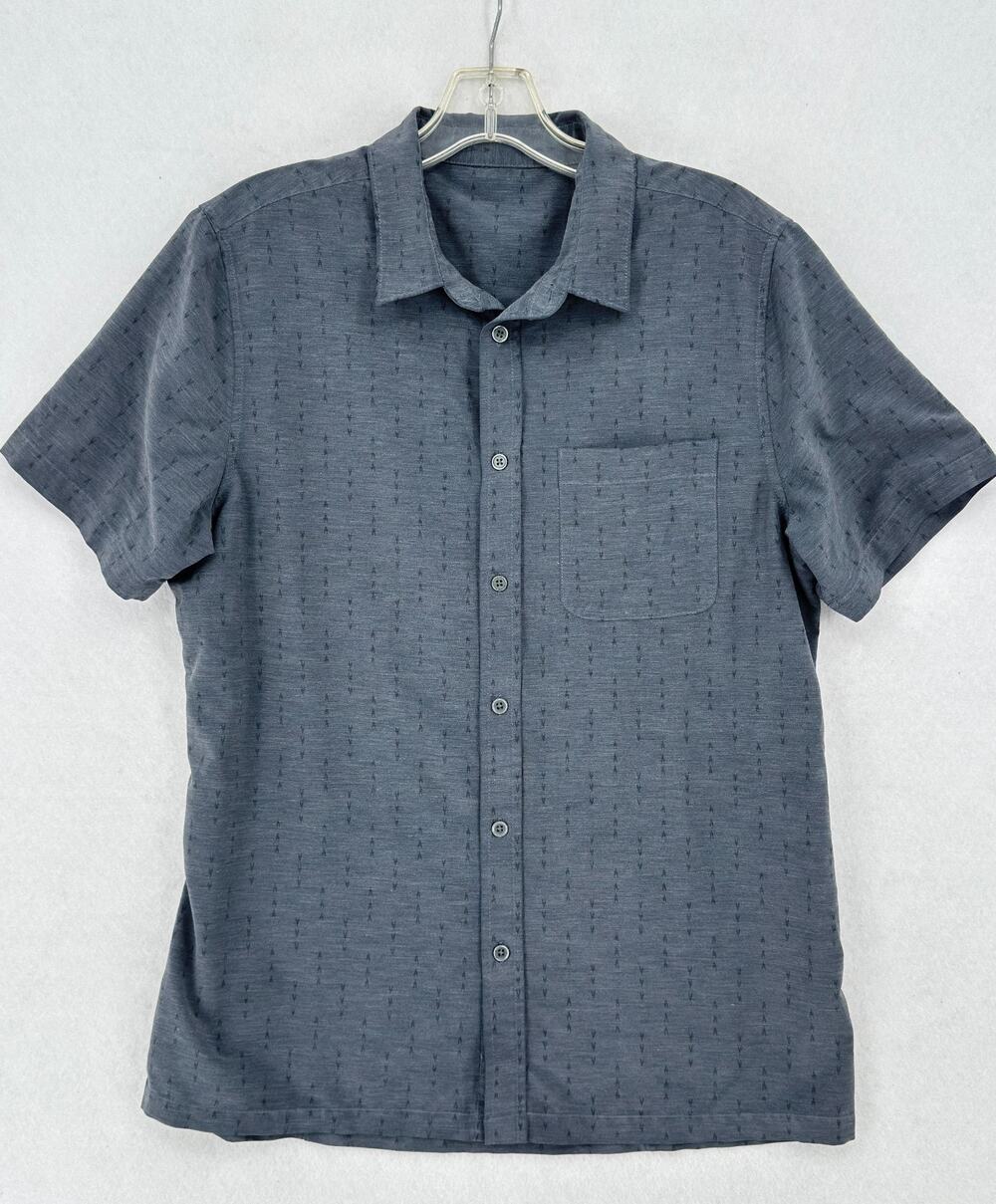 Vuori Mens Dark Blue All Over Print Short Sleeve Bridge Button Down Shirt Sz M